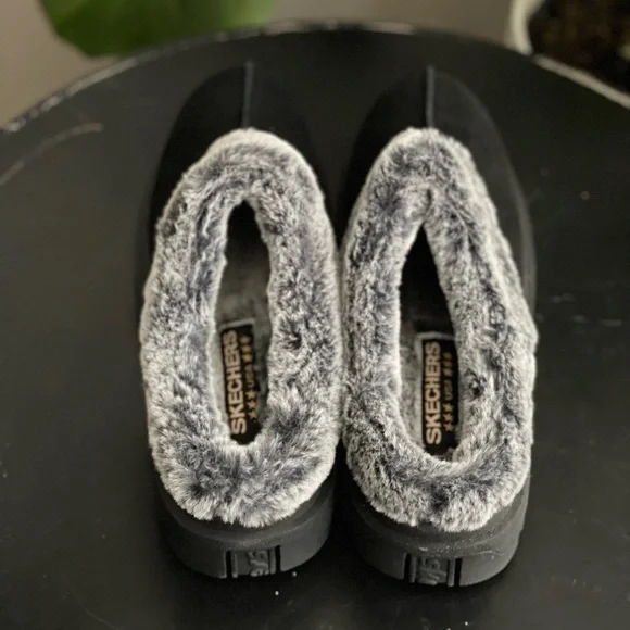 Skechers Women's Fortress Clog Slipper - Picture 8 of 11